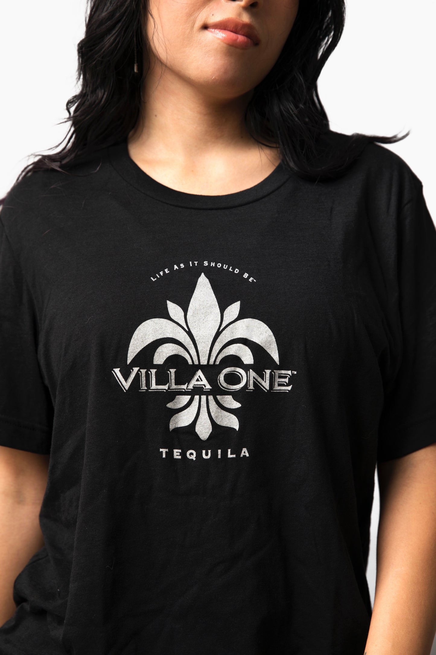 Villa One Tequila Añejo + Logo Tee